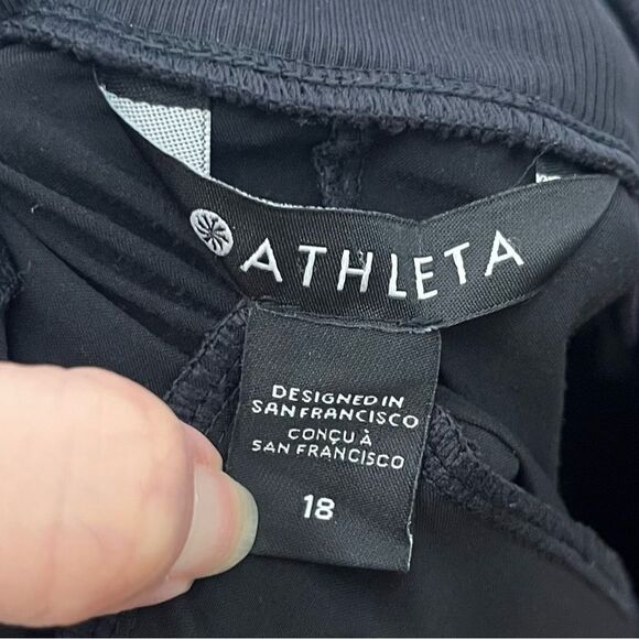 Athleta Nolita Pants Size 18 Black Crop Slim Tapered Pull On High Rise - Picture 11 of 13